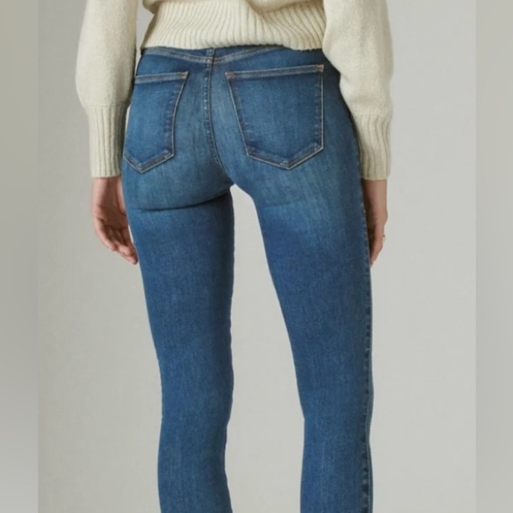 Lucky Brand Women's Bridgette Skinny Jeans in Dark Blue with Knee Distressing
